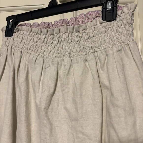 WILLI SMITH LADIES SIZE M  BEIGE SKIRT CUTWORK LACE WIDE STRETCH WAIST MINI SKIR - Picture 3 of 3